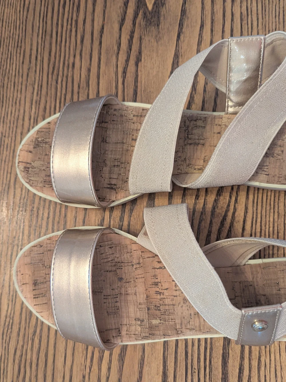 GUC Anne Klein AK Sport Womens 7 Morley Rose Gold Metallic Wedge Sandals